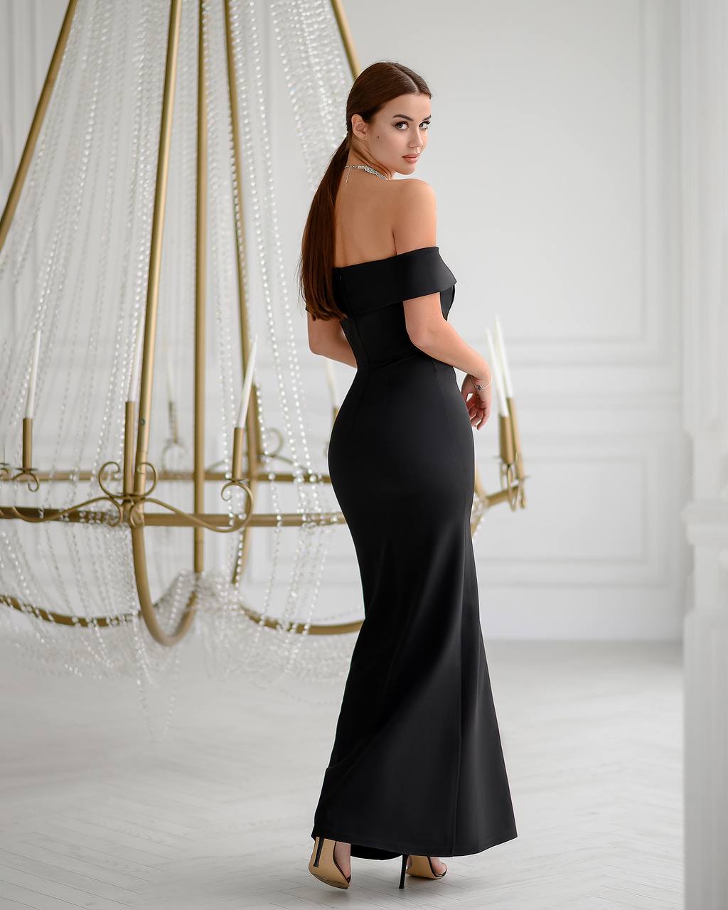 Black dress with open shoulders 