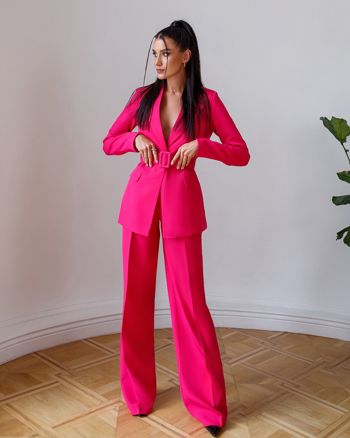 Crimson suit with wide trousers and belt included