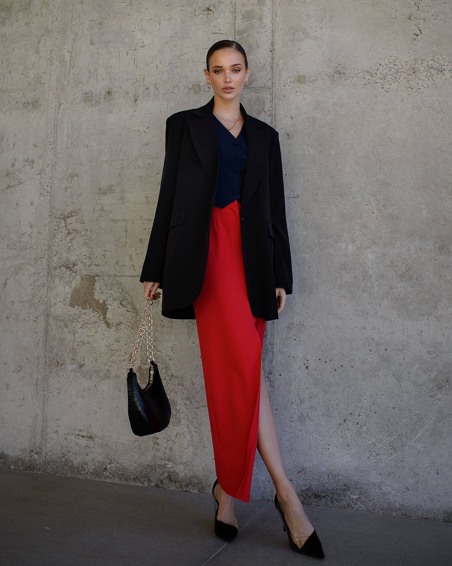 Red skirt with a slit