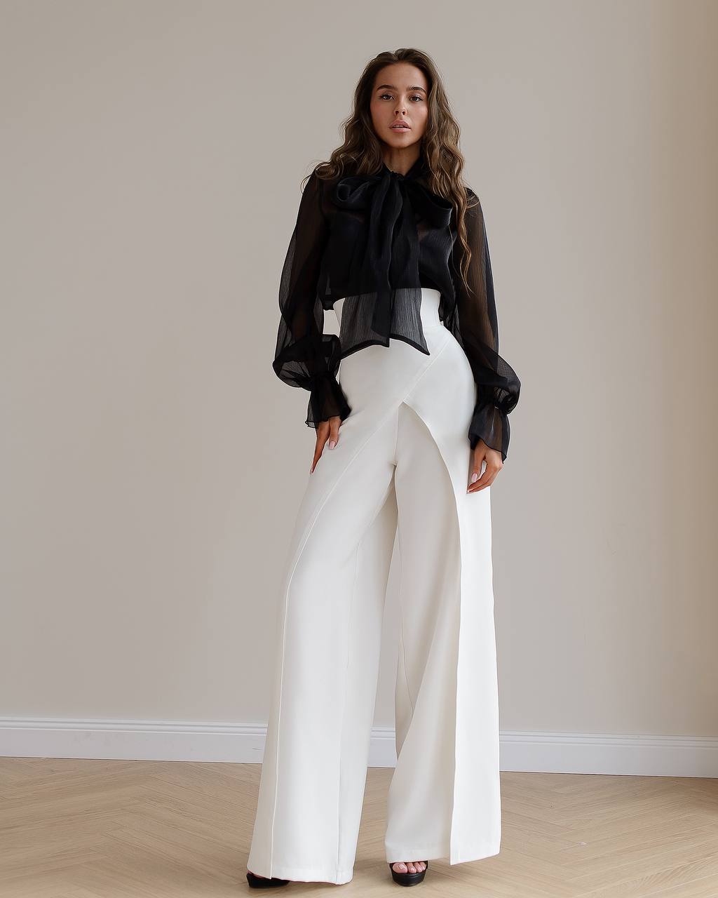 Milk palazzo pants with a corset belt