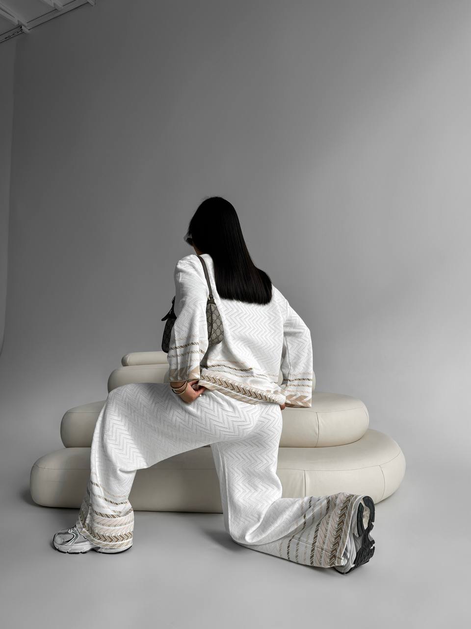 Milk knitted suit