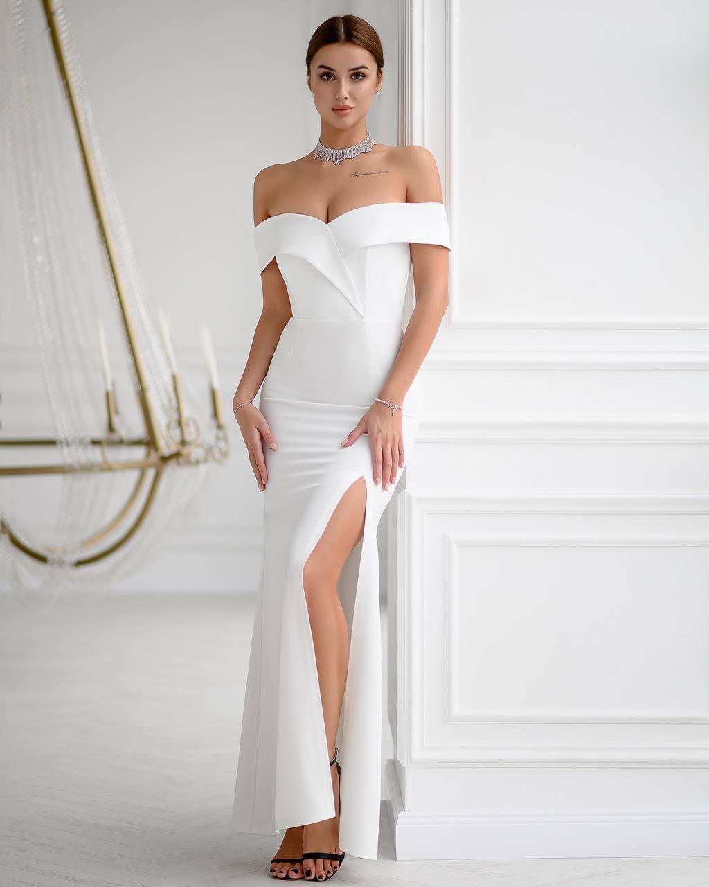 Milk maxi evening dress with slit 