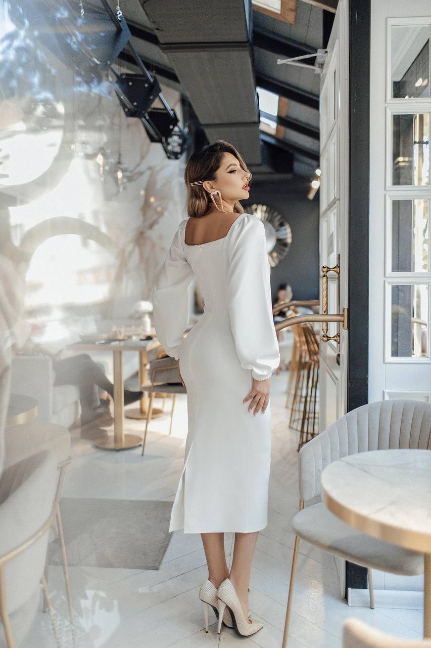 Milk midi dress with voluminous sleeves 