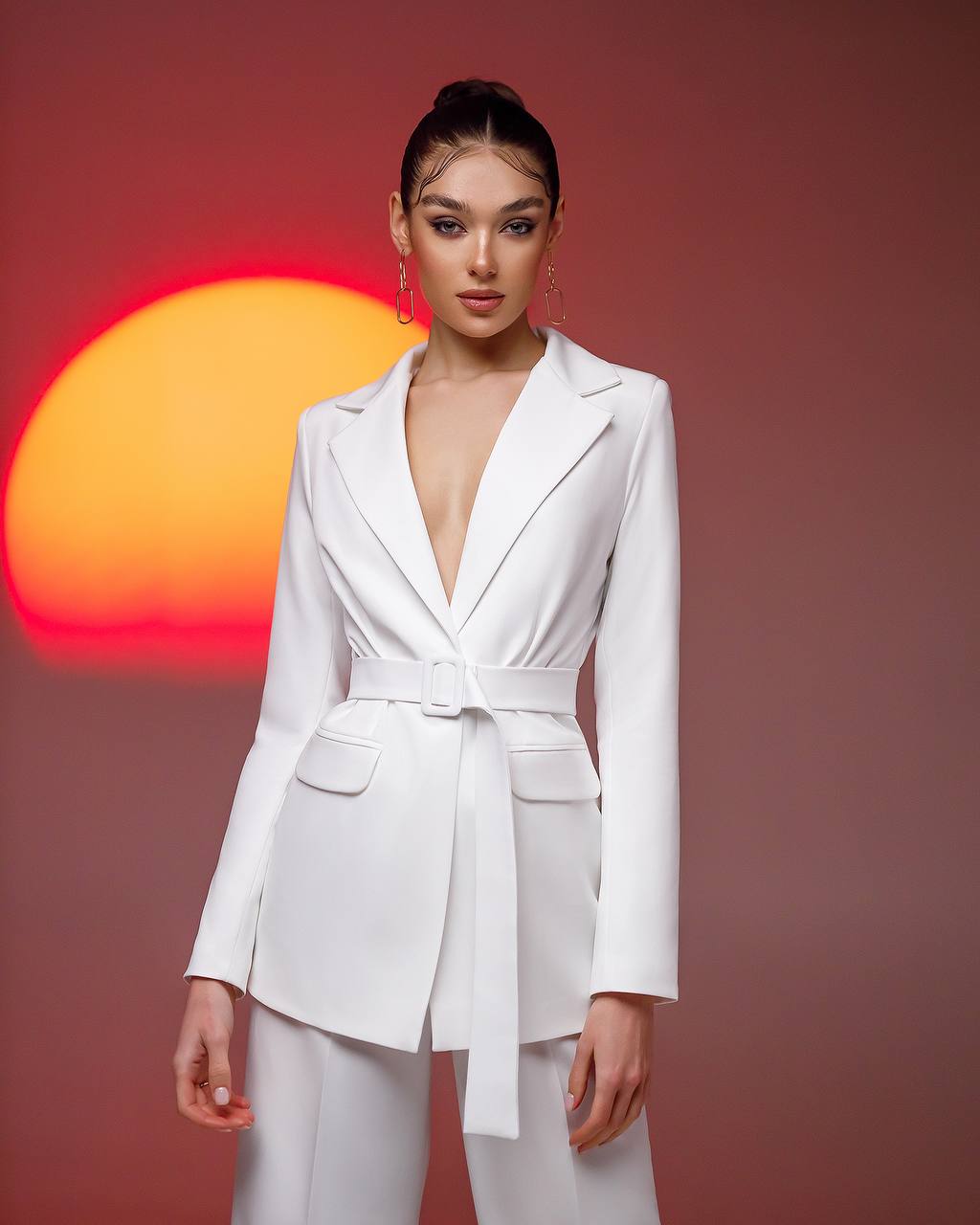 Milk suit with wide pants and belt included