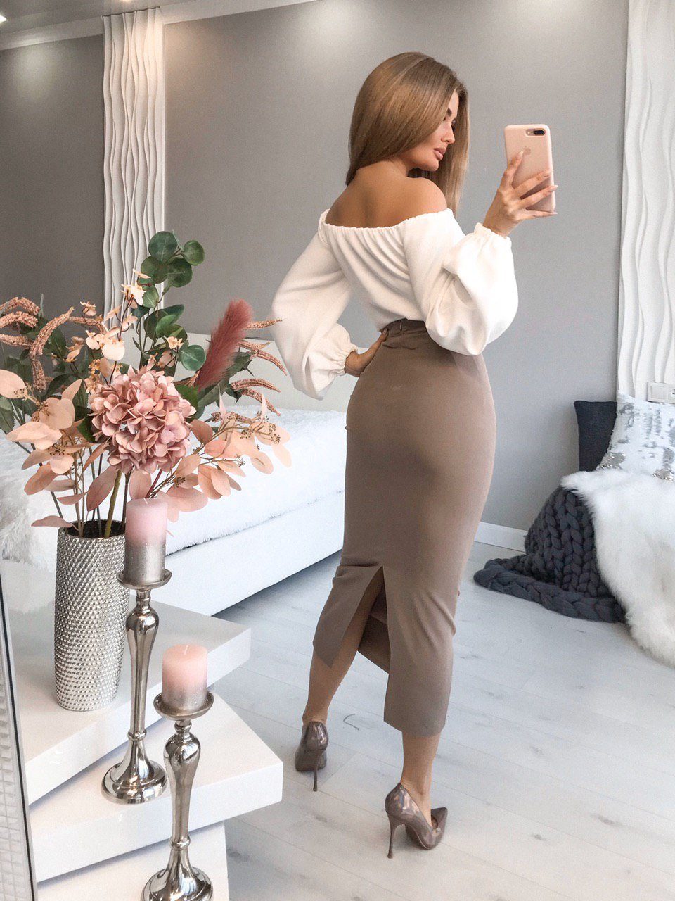 Mocha pencil skirt